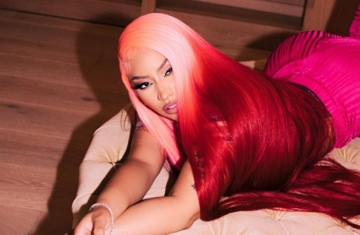 Η Nicki Minaj αποκάλυψε ότι έκανε επέμβαση μείωσης στήθους