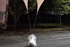 Ο Κιμ Γιονγκ Ουν έστειλε ξανά μπαλόνια με σκουπίδια και περιττώματα στη Νότια Κορέα