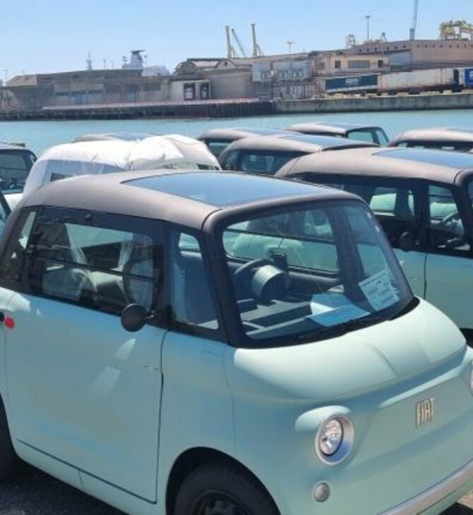 «Πόλεμος» Μελόνι κατά αυτοκινητοβιομηχανίας Stellantis: Κατασχέθηκαν δεκάδες Fiat Topolino από το Μαρόκο