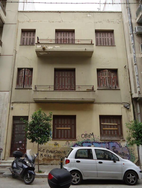 Ο Μεσοπόλεμος, το real estate και τα θηριώδη ύψη των κτιρίων στις γειτονιές της Αθήνας 