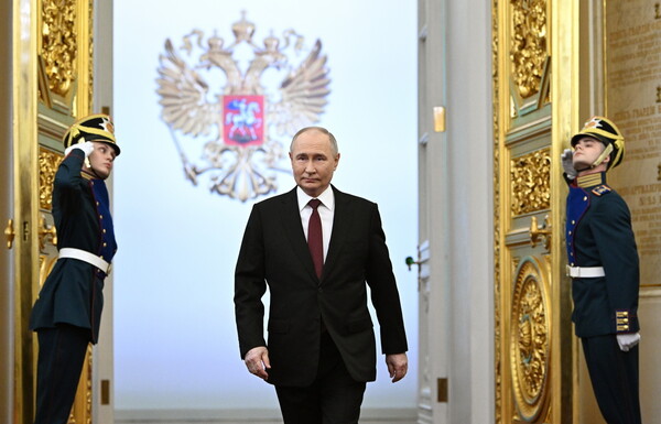 Ορκίστηκε ο Πούτιν για την πέμπτη του θητεία ως Ρώσος πρόεδρος