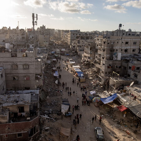 Εκατοντάδες χιλιάδες Παλαιστίνιοι φεύγουν από τη Ράφα - Πέντε νεκροί Ισραηλινοί στρατιώτες στη Γάζα